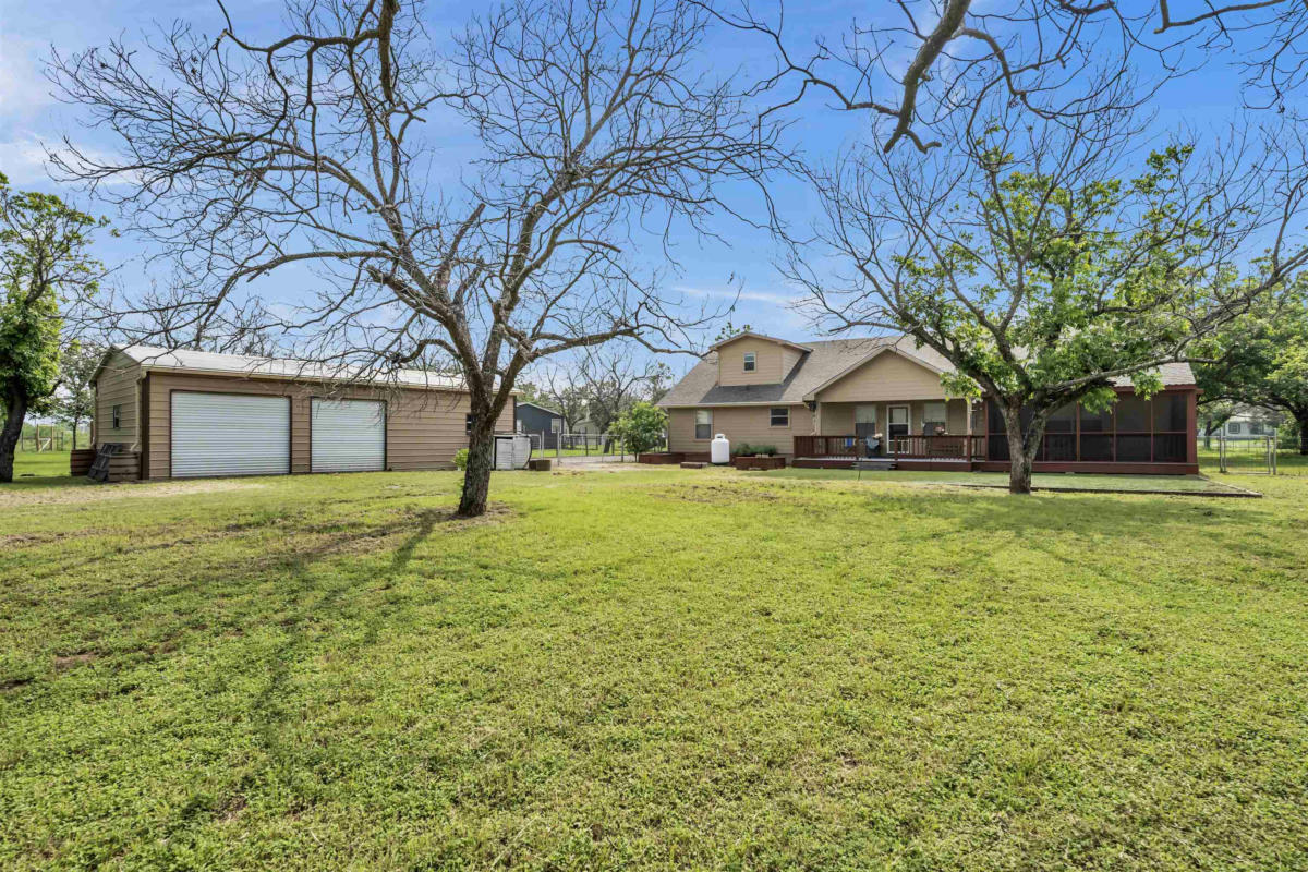 109 PECAN ORCHARD LN, MARBLE FALLS, TX 78654, photo 1 of 30
