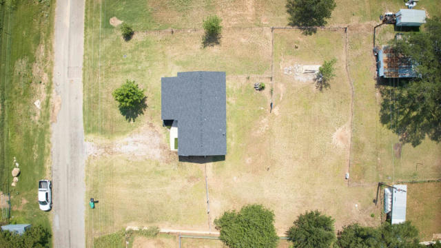 1102 W SANDSTONE ST, LLANO, TX 78643, photo 3 of 16